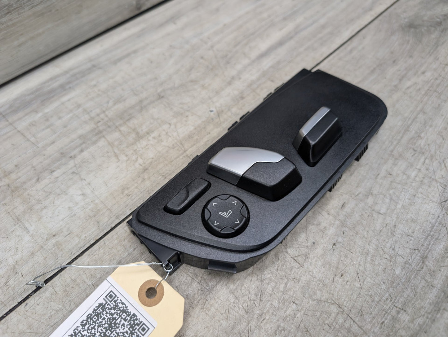 2017-2023 BMW 530i G30 Front Right Passenger Seat Control Switch 9384918