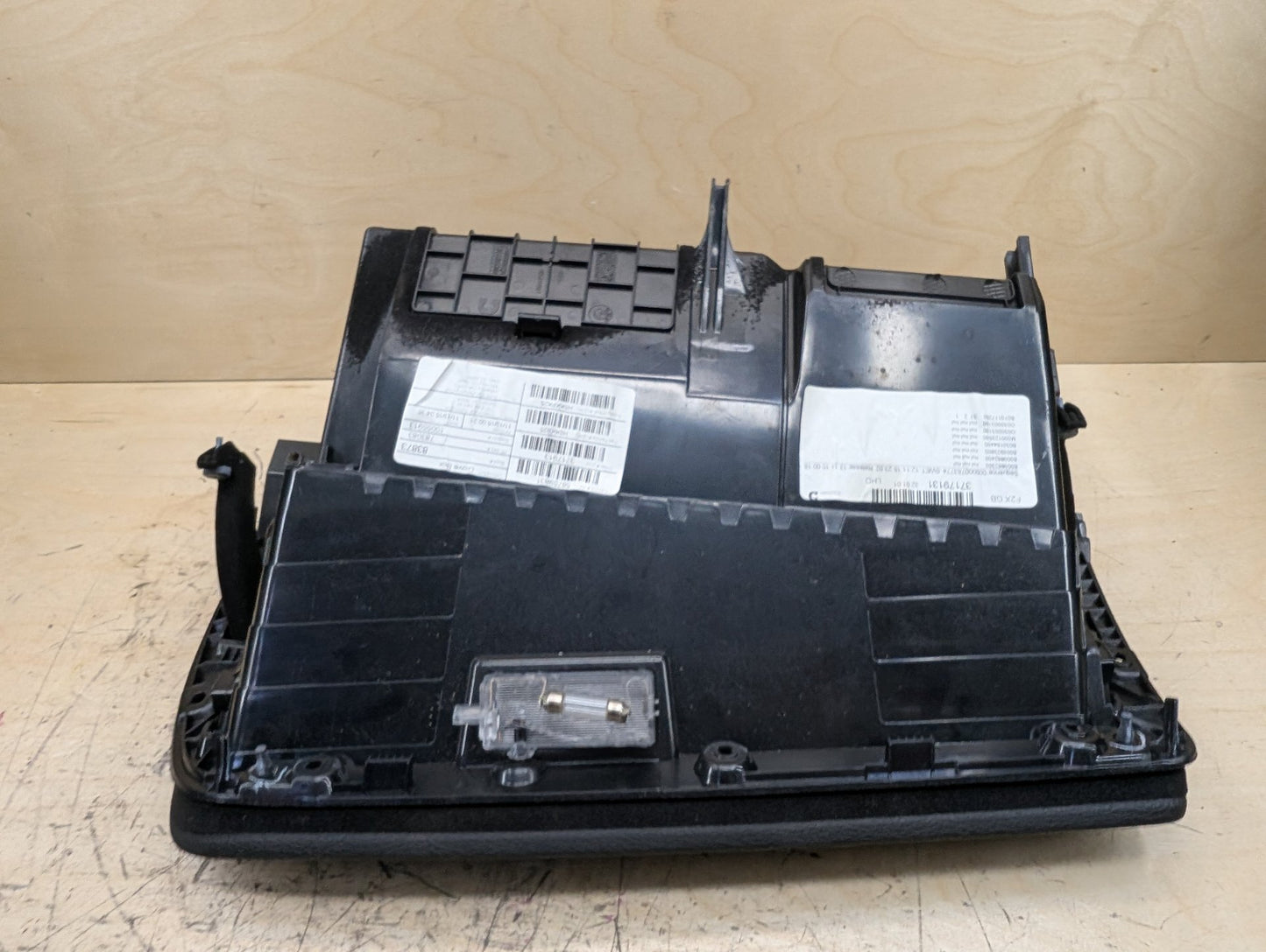 2011-2016 BMW X3 F25 Dashboard Dash Board Panel Glove Box Assemly 9210486