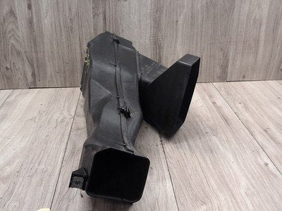 2014-2018 BMW X5 F85 Right Passenger Brake Air Duct 8056316