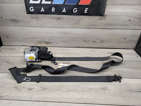 OEM BMW F95 F96 G05 G06 G07 X5 X6 X7 Front Left Driver Seat Belt Retractor Black