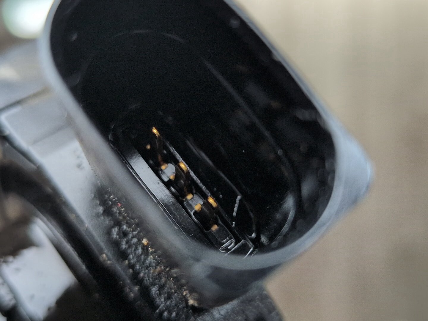 2008 - 2017 Audi S5 8T Engine Pan Oil Level Leveling Sensor 03C907660R