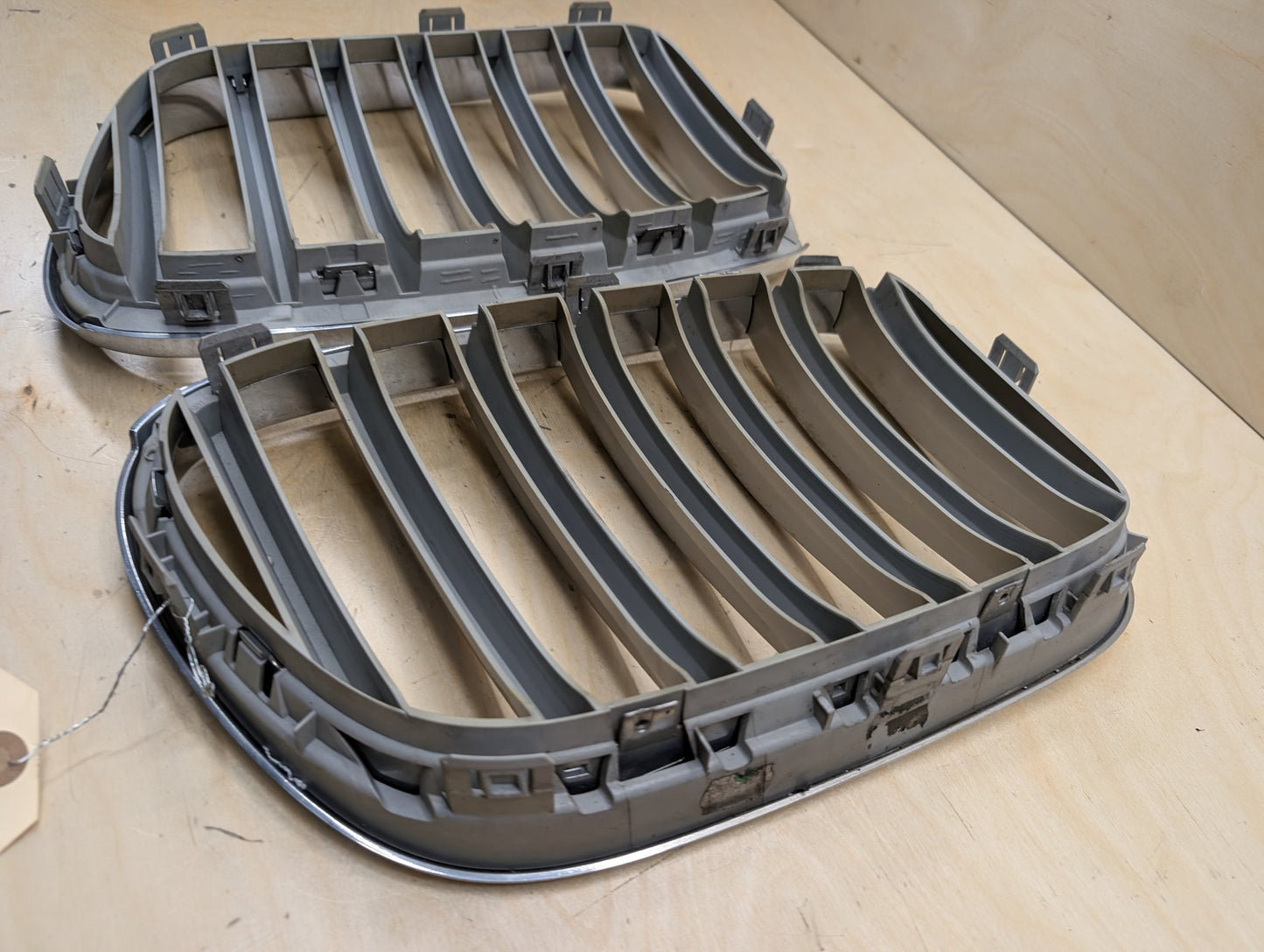2011-2016 BMW X3 F25 Front Left Right Upper Bumper Cover Kidney Grilles SET 7210725