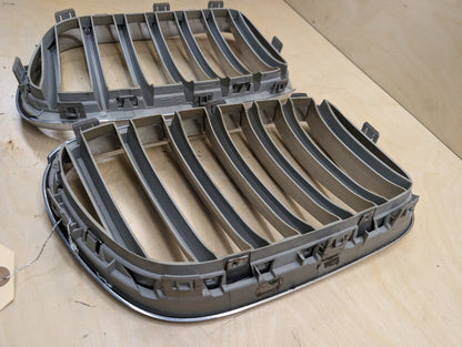 2011-2016 BMW X3 F25 Front Left Right Upper Bumper Cover Kidney Grilles SET 7210725