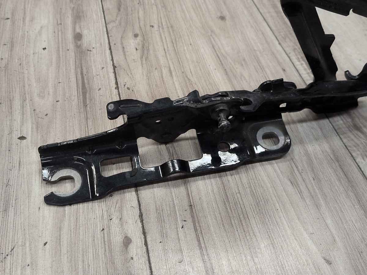 OEM BMW F90 F93 G12 G14 G15 G16 G30 M5 M8 Hood Bonnet Left Right Hood Hinges SET