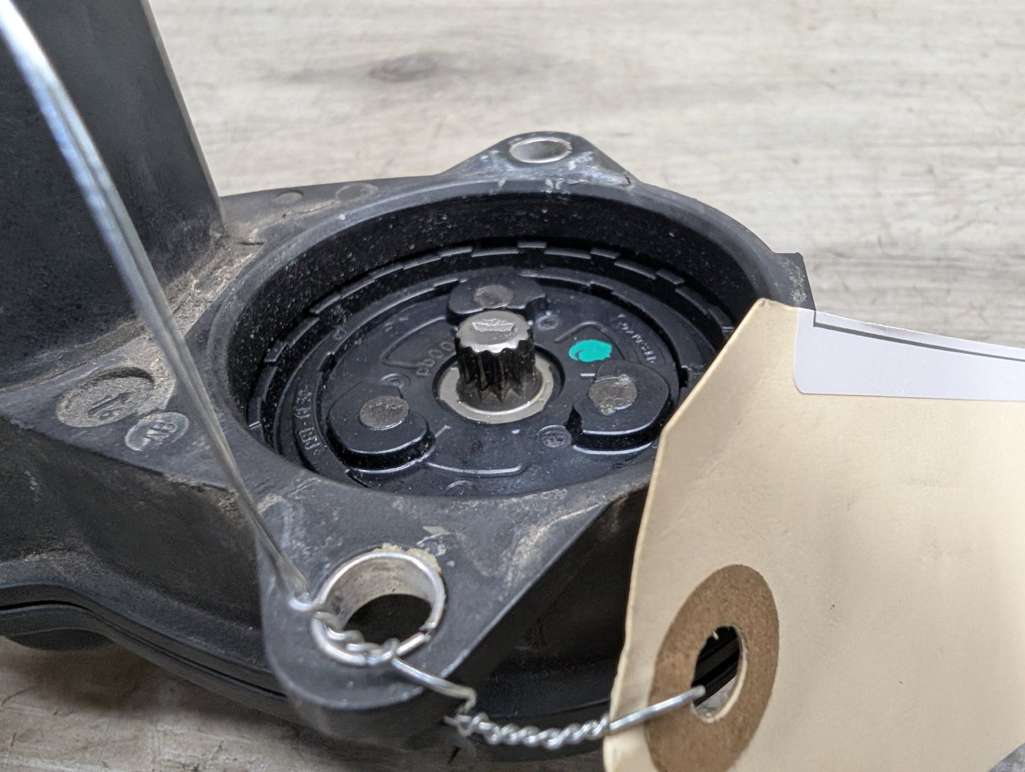 OEM BMW F90 G07 G12 G30 G80 G82 G83 M3 M4 M8 Rear Parking Brake Actuator Motor