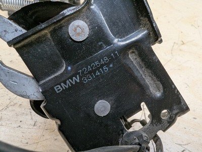 OEM BMW F22 F30 F32 F36 F80 F82 F87 M4 Hood Safety Catch Lock Latch Bracket SET