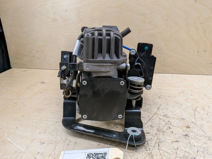 16-22 OEM BMW G11 G12 740 750 M760 Air Suspension Compressor Pump Module Motor