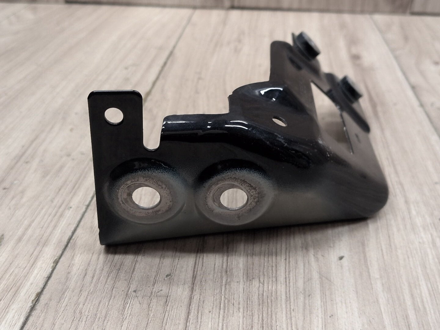 2019 - 2026 BMW X5 G05 Front Left Driver Fender Brackets SET 7418279 N63B44M3