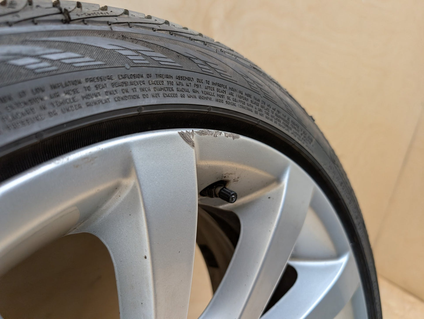 06-13 OEM BMW E90 E92 E93 328 335 Wheel Rim 17x8 ET34 V-Spoke Style 285