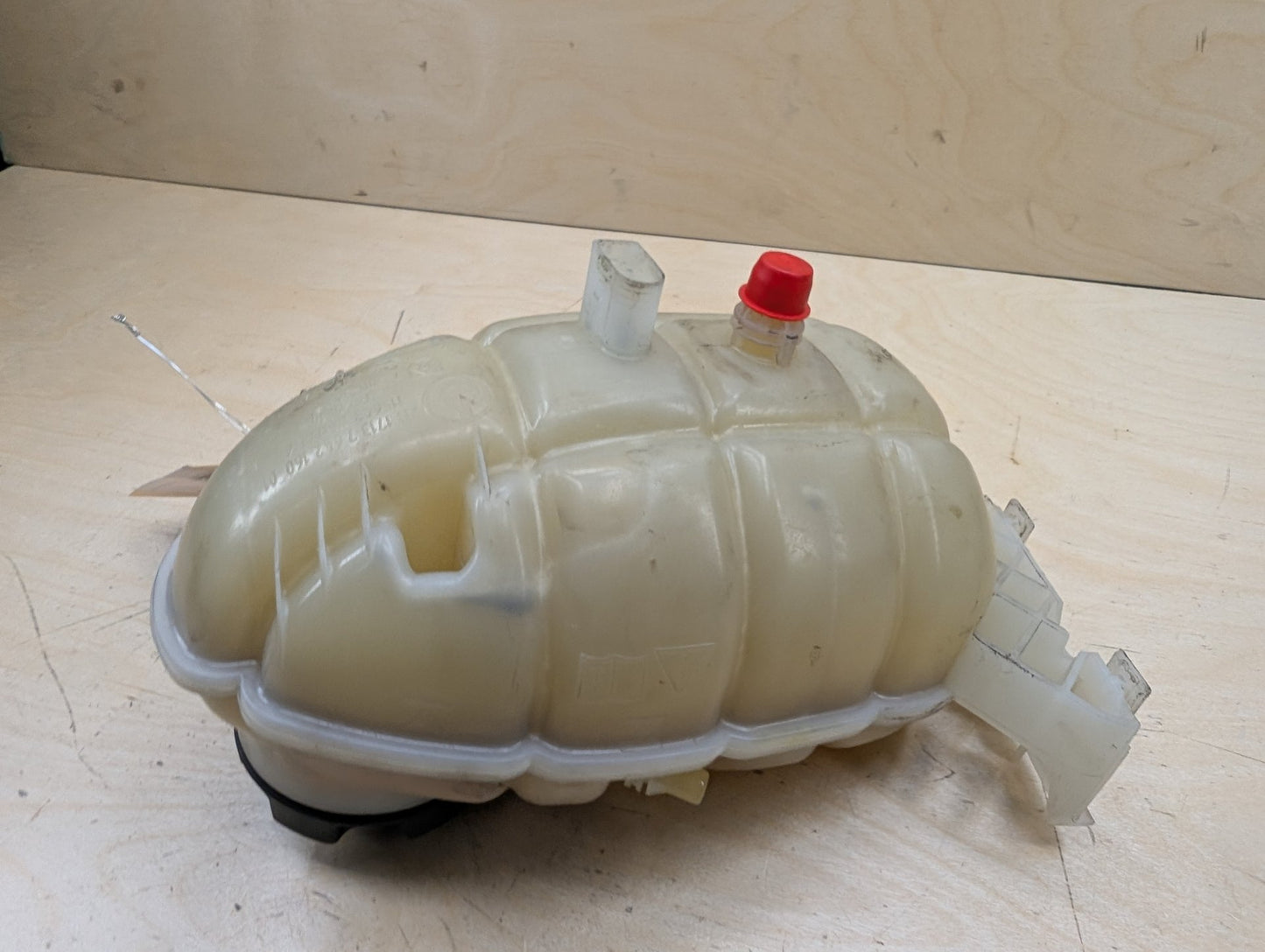 2012-2018 BMW 335i F30 Coolant Expansion Tank Reservoir 7642160