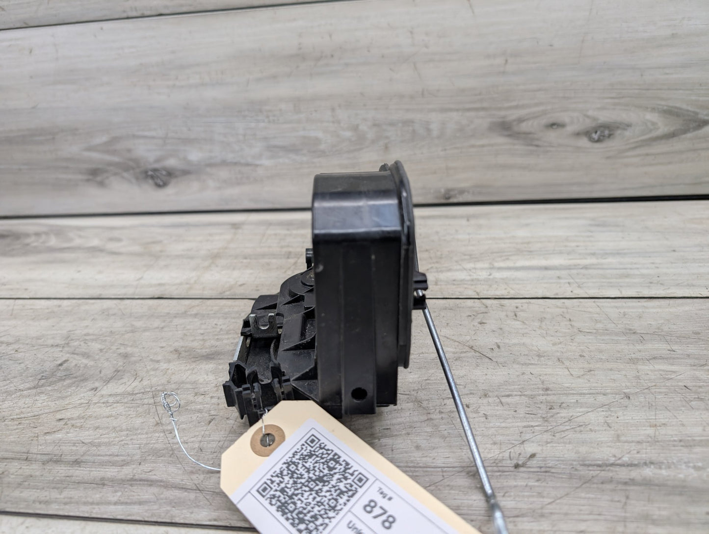 2015 - 2016 BMW X3 F25 Front Right Passenger Door Latch Lock Actuator 7318416 N55B30M0