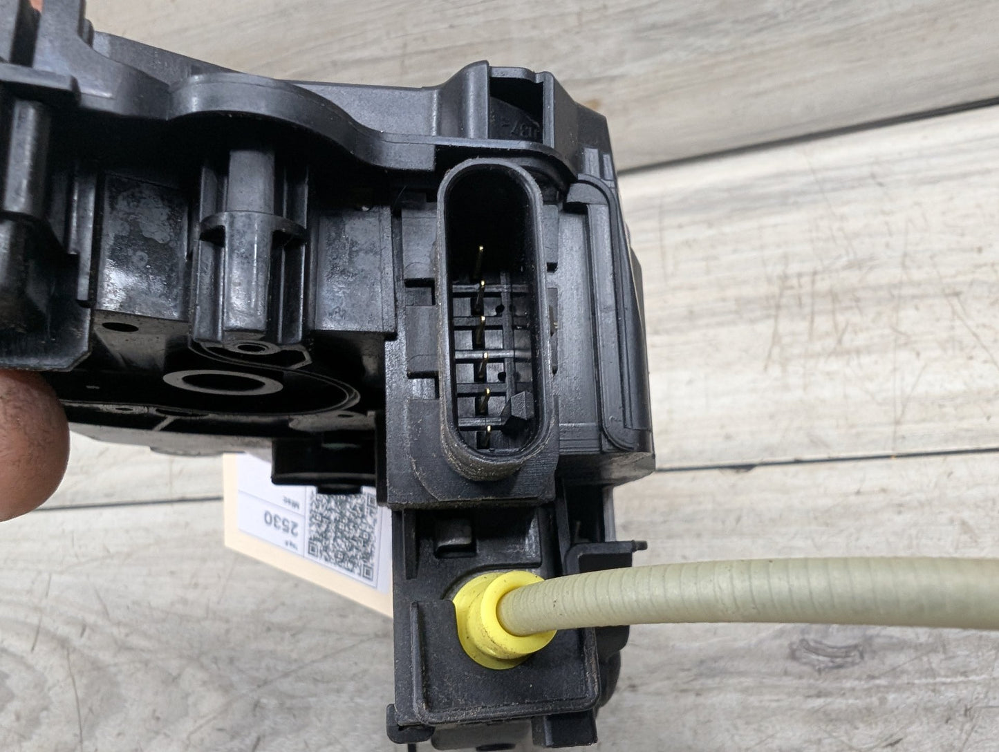 2014 - 2018 BMW X5 F15 Front Right Passenger Door Latch Lock Actuator w/ Soft Close 7281948 N63B