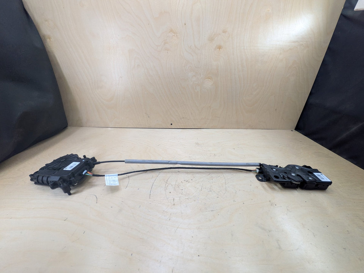 2018-2024 BMW X3 G01 Lower Liftgate Tailgate Lock Latch Actuator SET 7357112 OEM