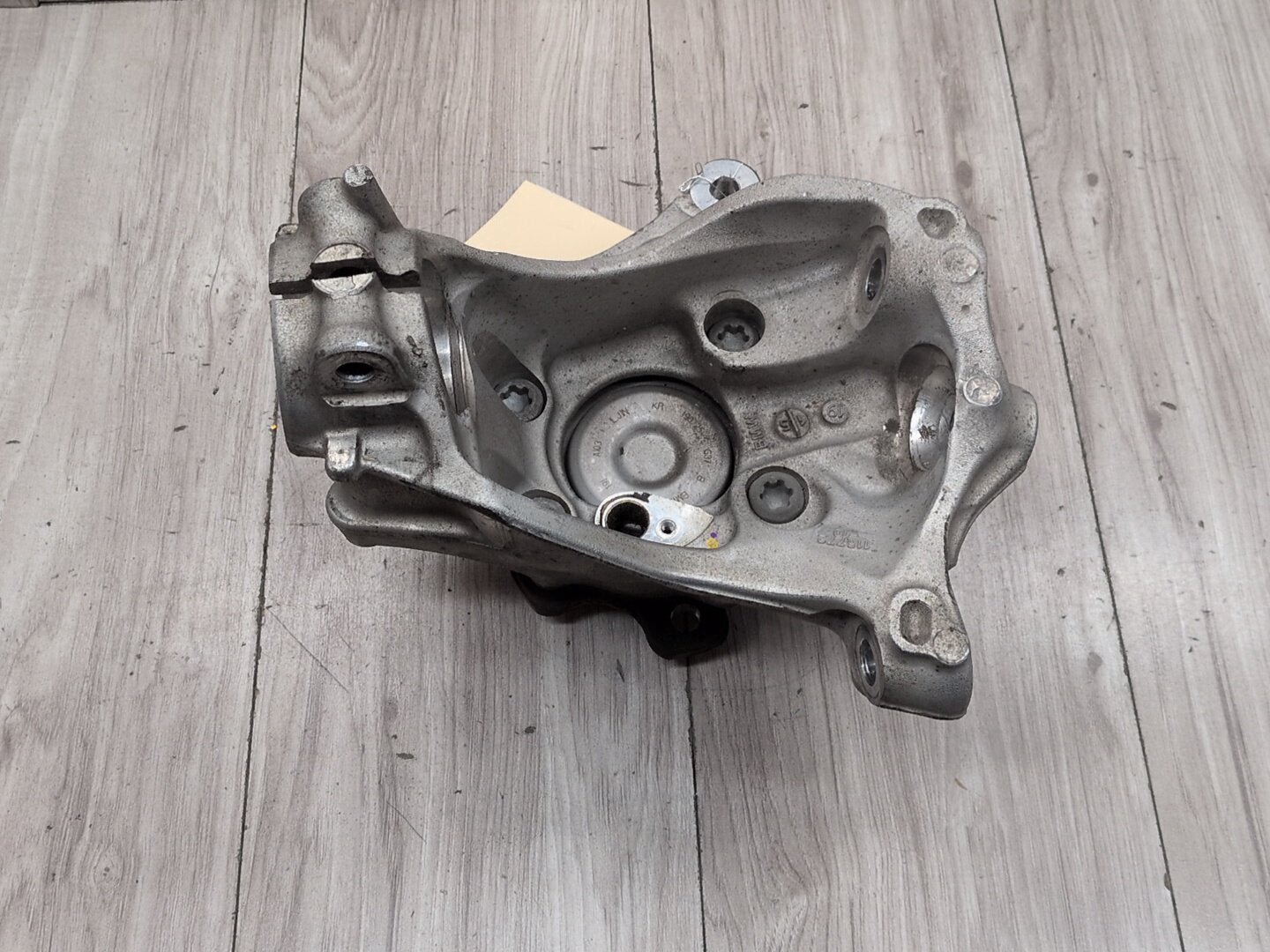 19-25 OEM BMW G20 G22 G23 FRONT Right Passenger Hub Spindle Knuckle Bearing RWD
