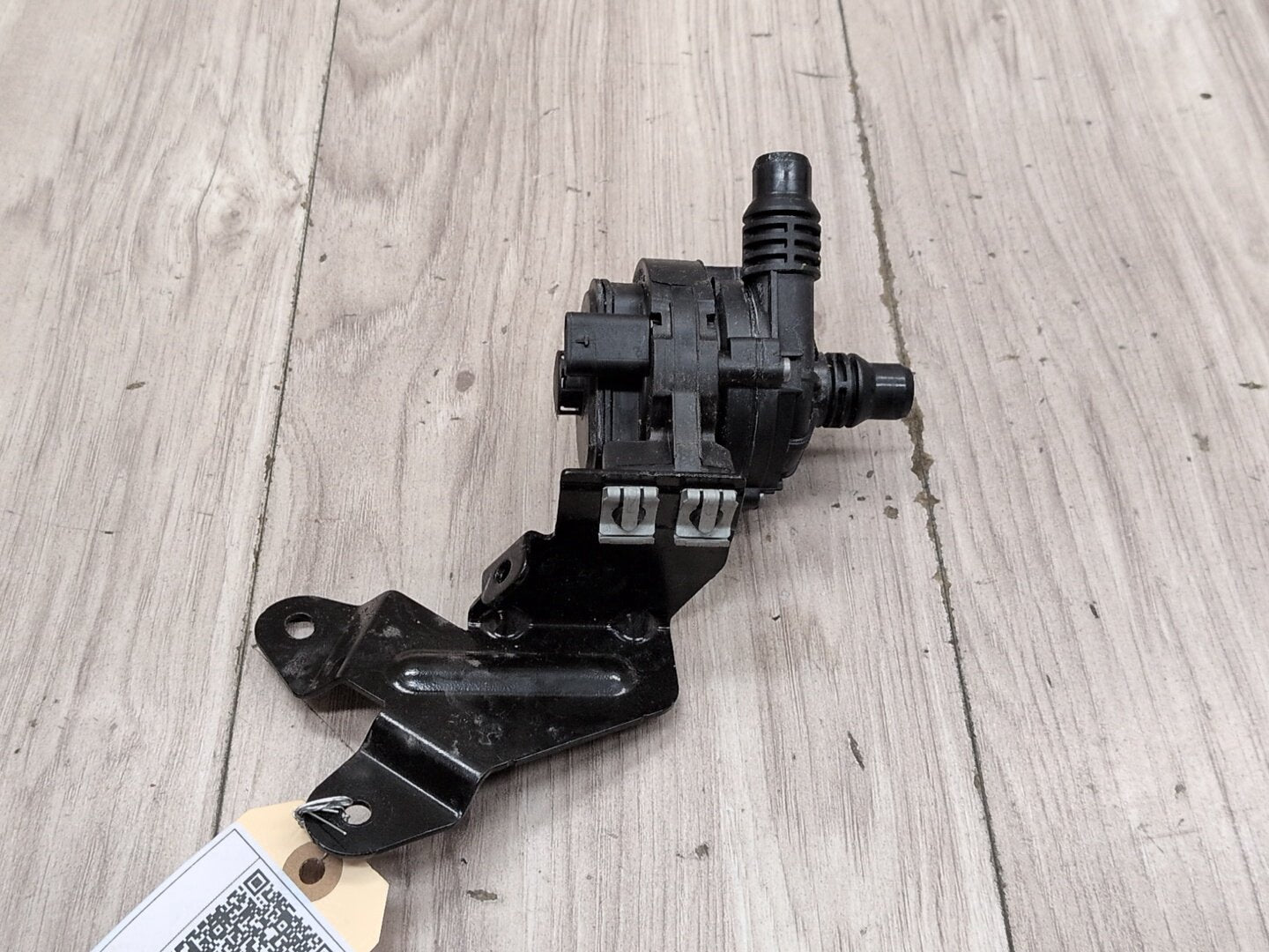 OEM BMW F30 F36 G80 G82 G83 M3 M4 Engine B58 S58 Auxiliary Coolant Water Pump