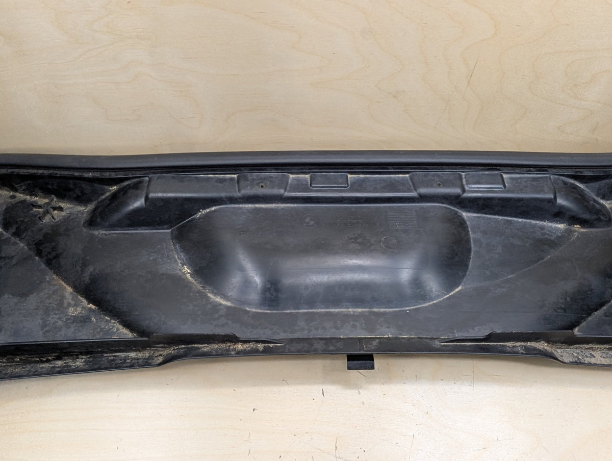 2007-2013 BMW 335i E93 Left Right Side Cowl Covers SET 6924277