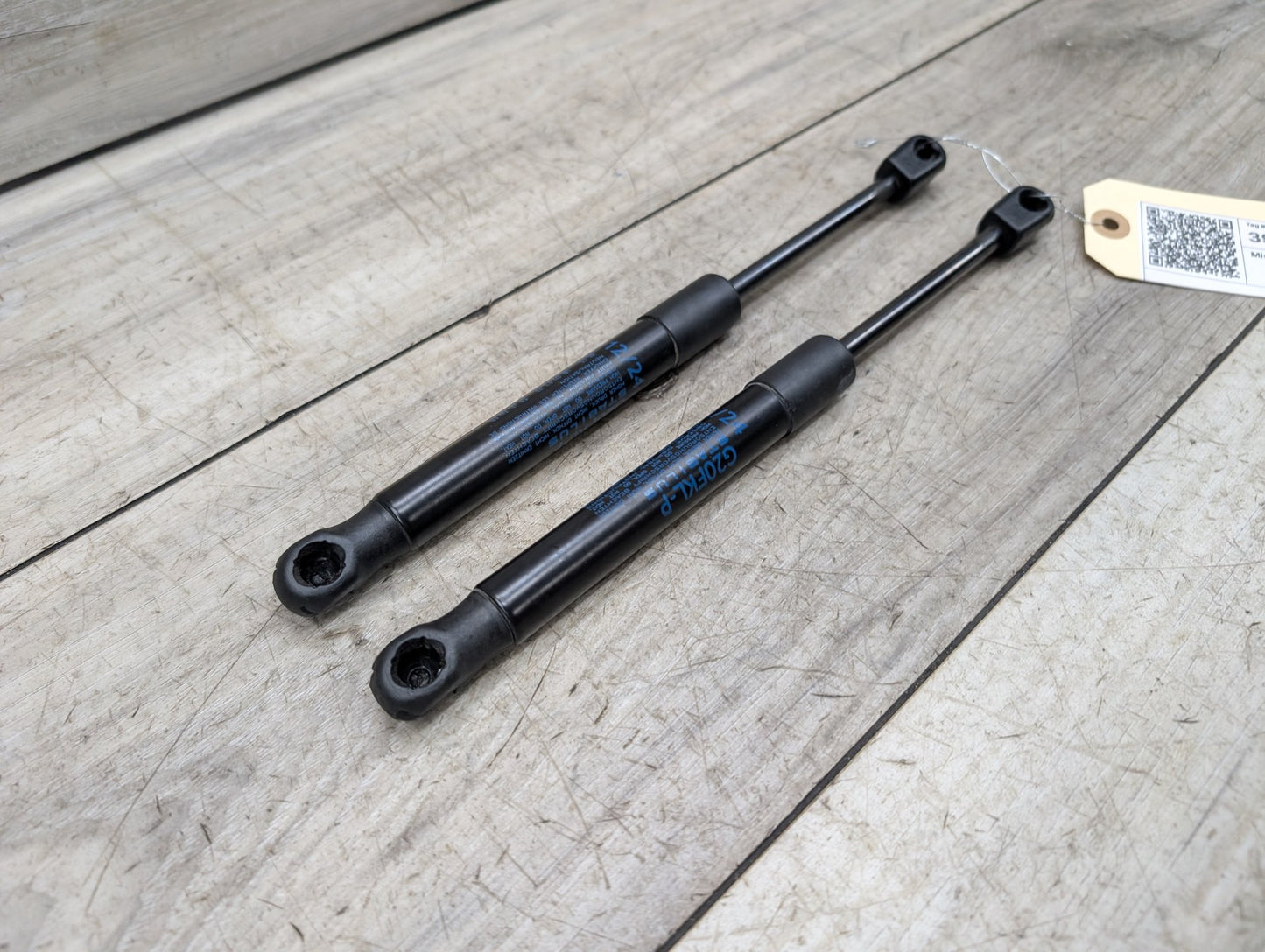 OEM BMW G20 G26 G42 G80 G87 M2 M4 Front Left Right Hood Strut Shock Supports SET