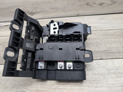 2018 - 2024 BMW X3 G01 Rear Battery B+ Terminal Junction Point Relay Fuse Box 6841701 B46B20O1