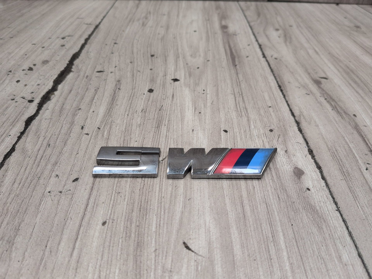 2011-2016 BMW M5 F10 Emblem Badge Symbol Logo 0 OEM