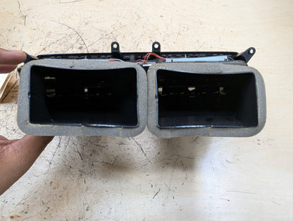 2010-2017 BMW 535i GT xDrive F07 Dashboard Dash Board Middle Center Air Vent 9142584 OEM