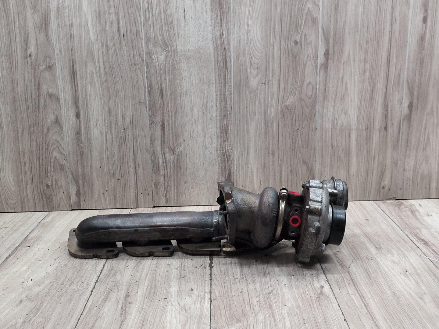 09-12 Mercedes-Benz W212 E550 M278 Right Engine Motor Turbo Charger w/ Manifold