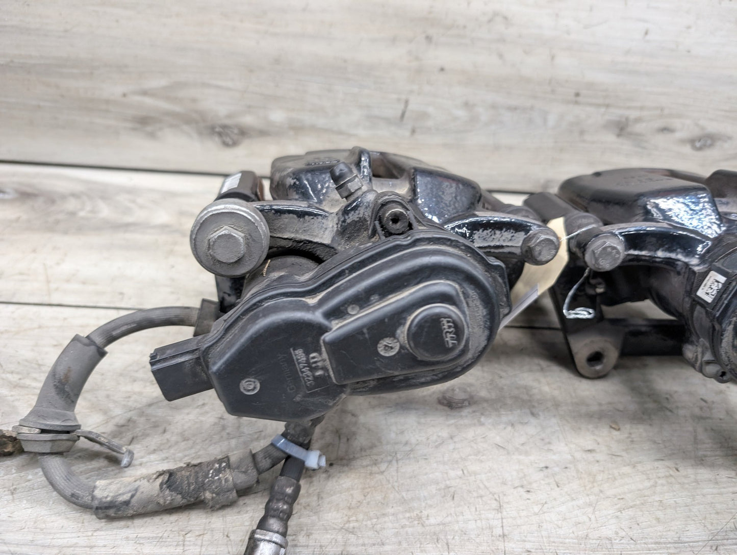2008 - 2017 Audi S5 8T Rear Left Right Brake Caliper SET