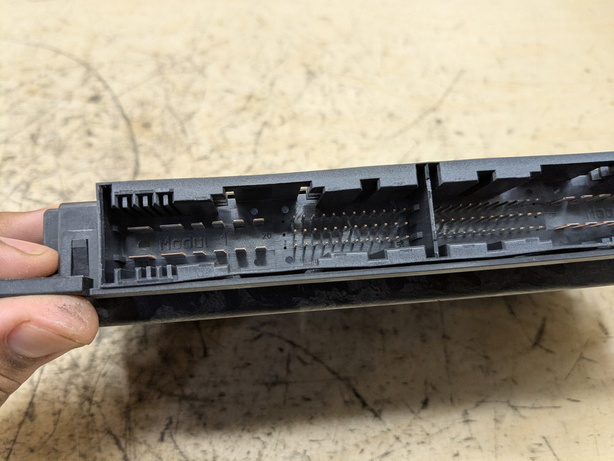 11-13 OEM BMW E92 E93 LCI 335i M3 AHL FRM 3R Footwell Light Control Module