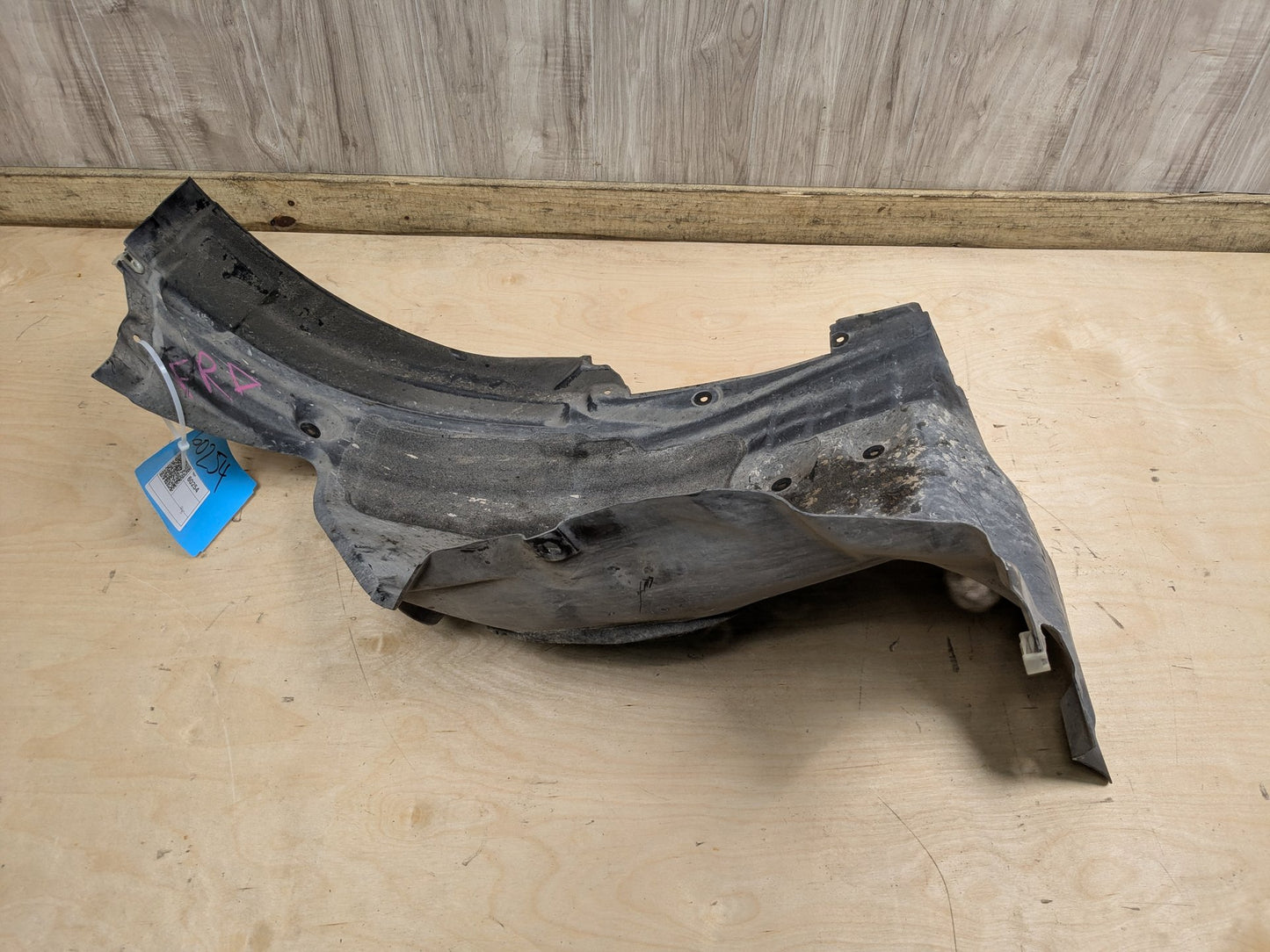 2017-2023 BMW M550i xDrive G30 Front Left Driver Wheel Fender Liner Splash Guard 7340795
