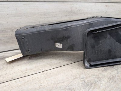 2007-2013 BMW X5 E70 Left Driver Brake Air Duct 7222877 OEM