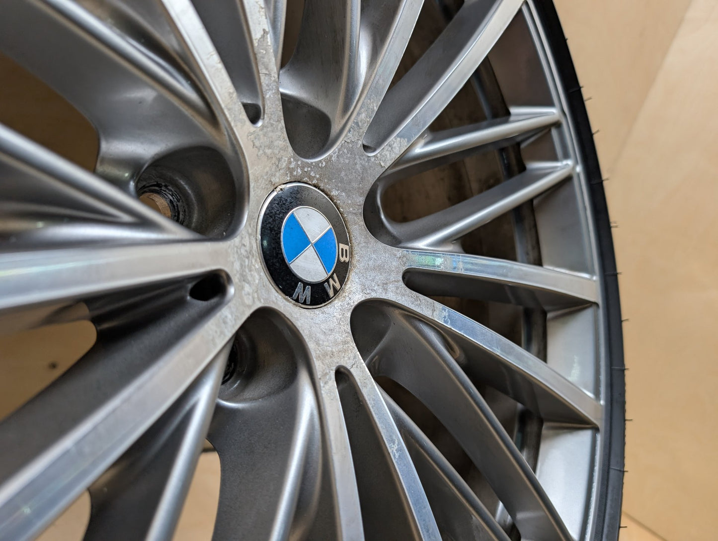 17-23 OEM BMW G30 530 540 M550 Wheel Rim 19x9" ET:44 V Spoke Style 635