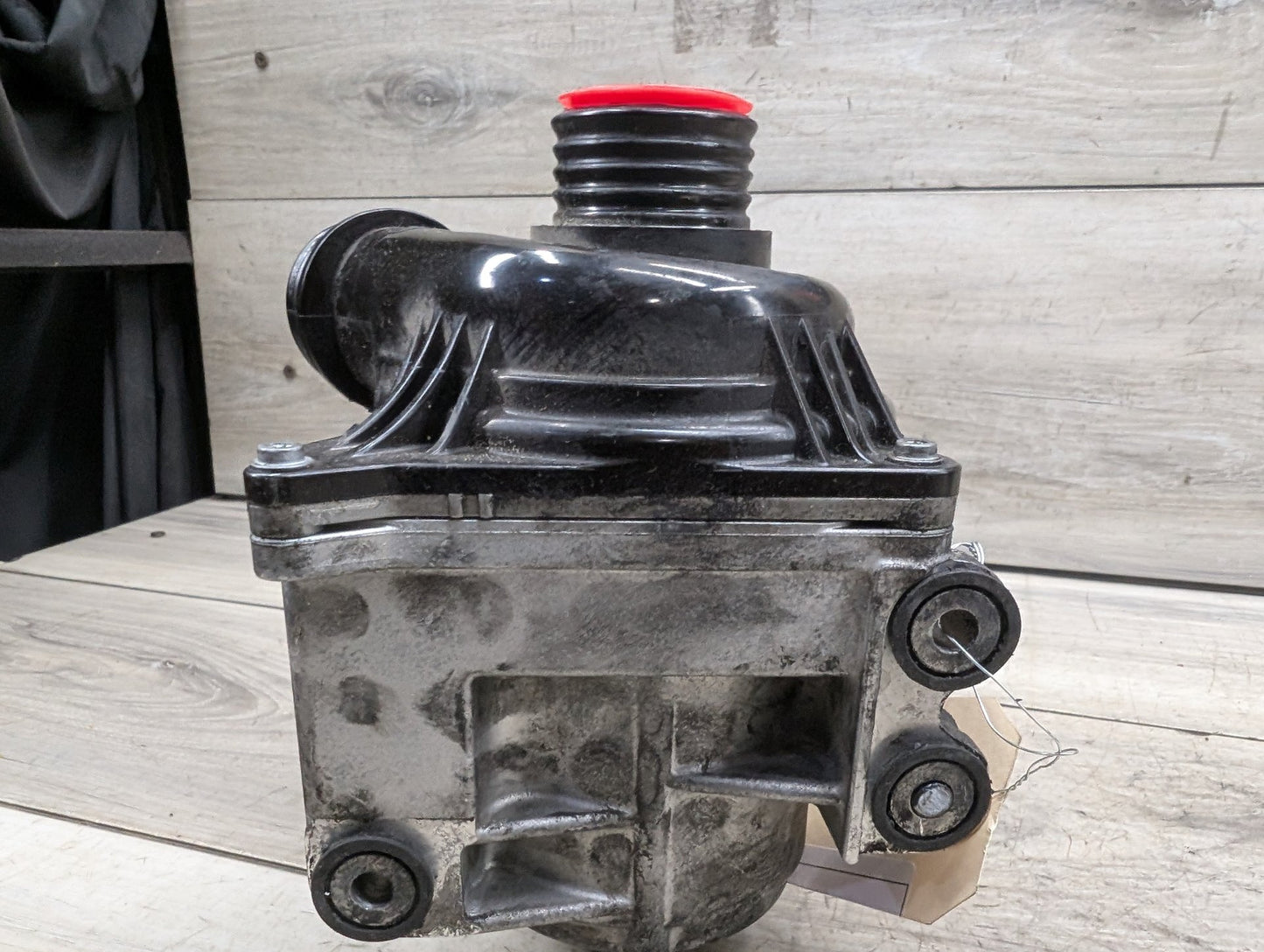 2007 - 2013 BMW 335i E93 Engine Motor Cooling Auxiliary Water Pump 5A05704 N54B30O0