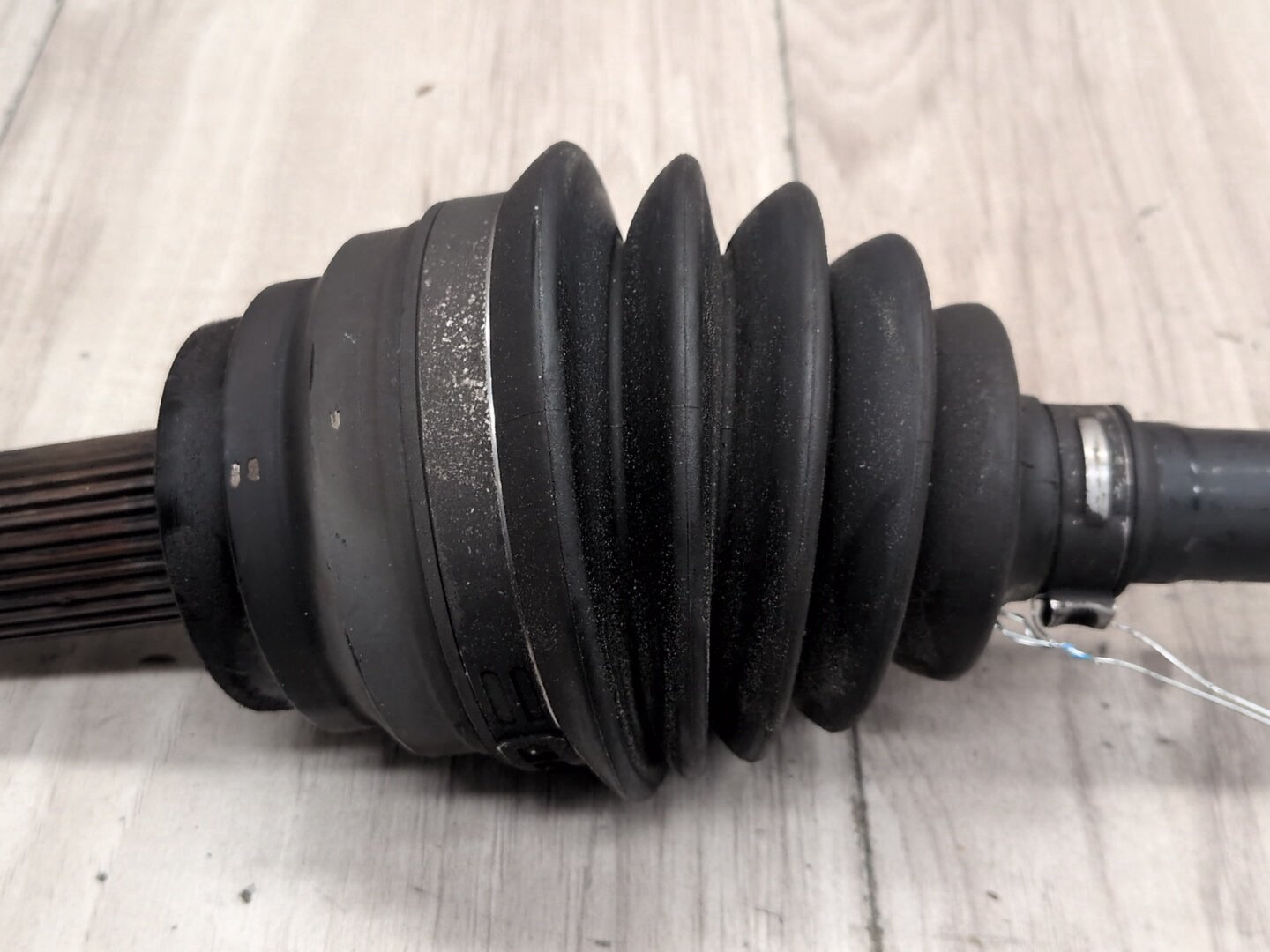2014 - 2018 BMW X5 F85 Front Left Driver Half Shaft Output CV Axle 7622883 S63B44T2