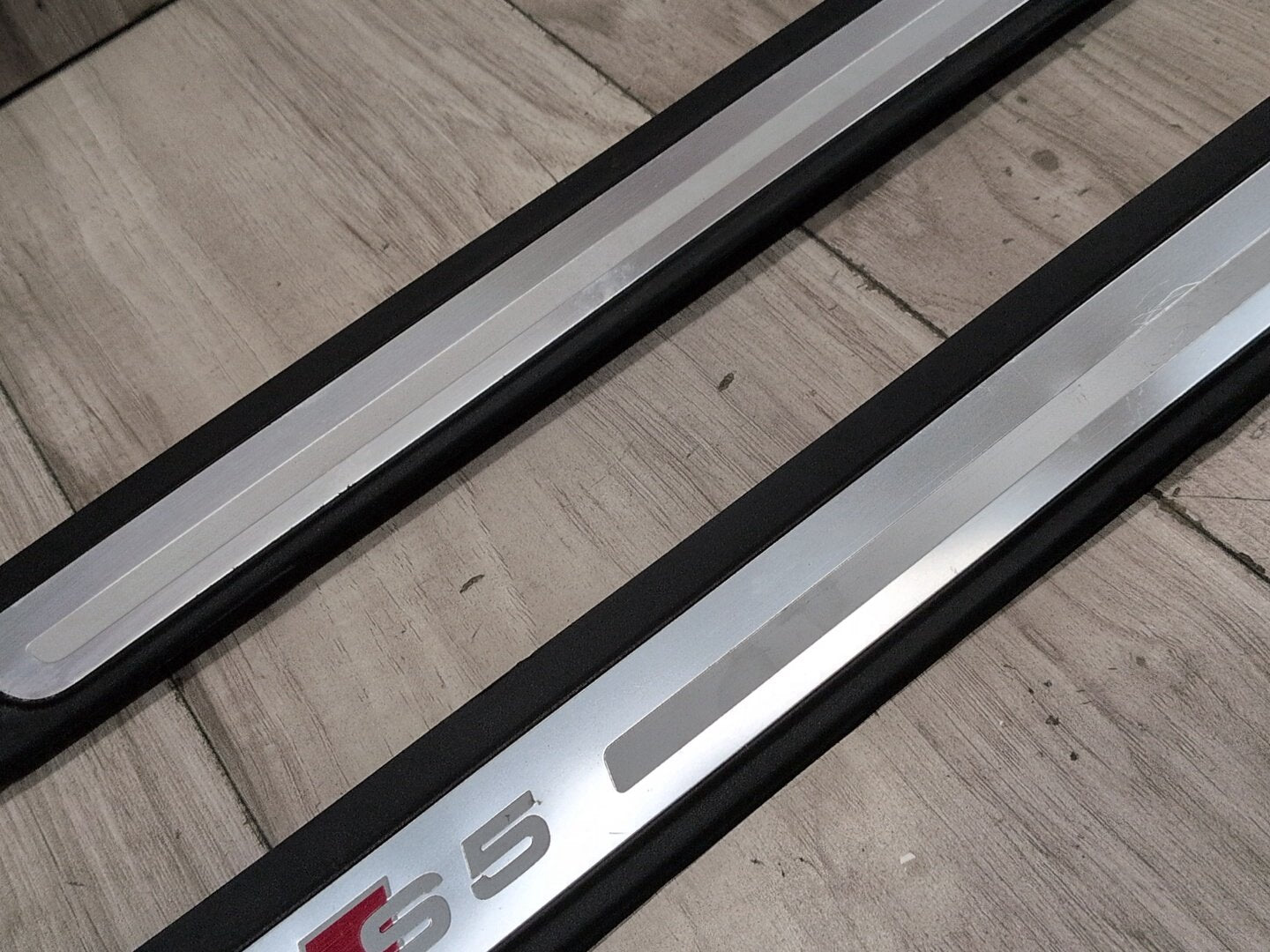 2008 - 2017 Audi S5 8T Front Left Right Scuff Plate Door Sill SET 8T0853373