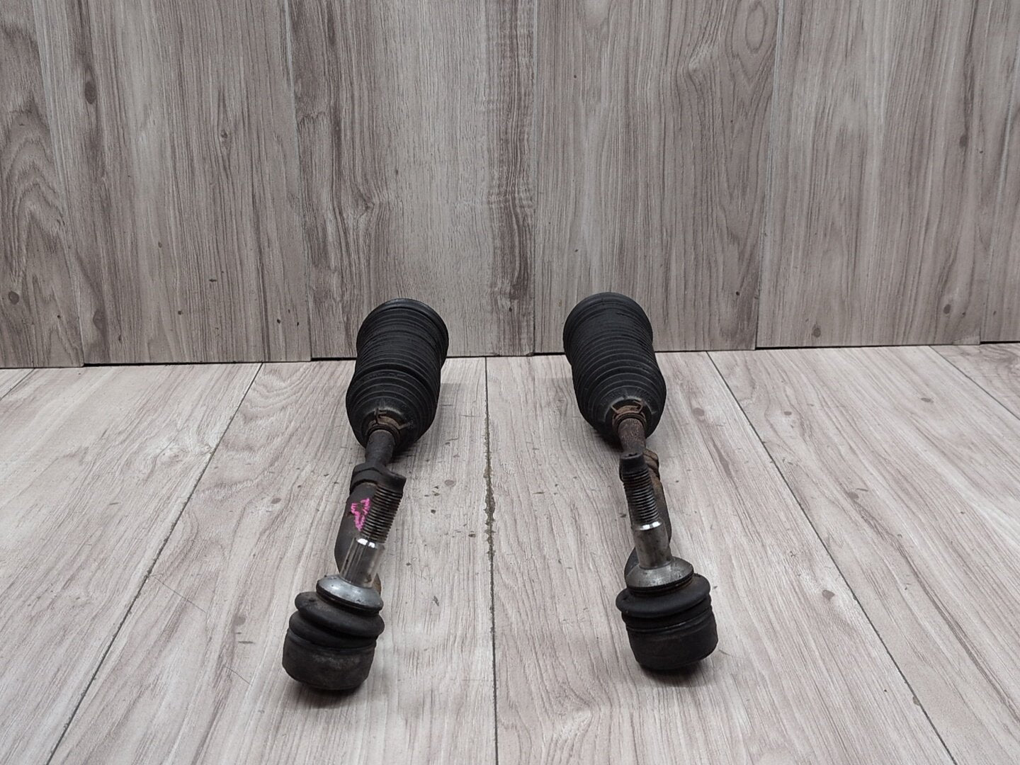 2011-2016 BMW 535i F10 Left Right Tie Rod W/ Boot SET 6784716