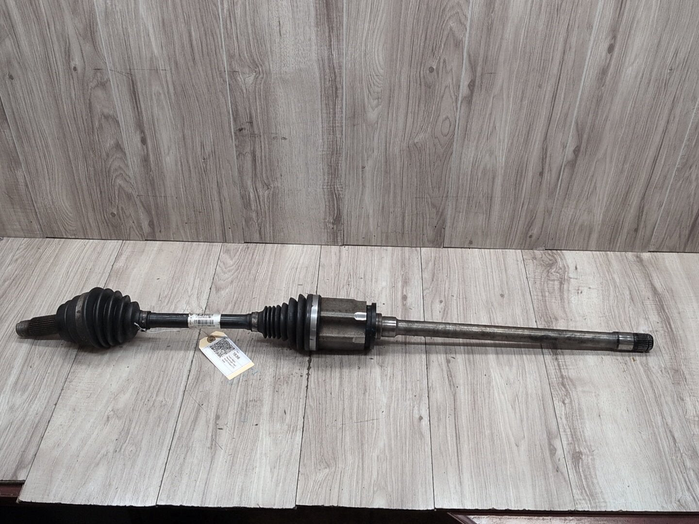 2014 - 2018 BMW X5 F85 Front Right Passenger Half Shaft Output CV Axle 7622884 S63B44T2