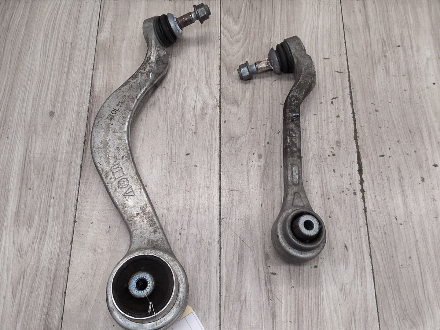 2019-2026 BMW M340i G20 Front Left Driver Control Arms SET 6894667