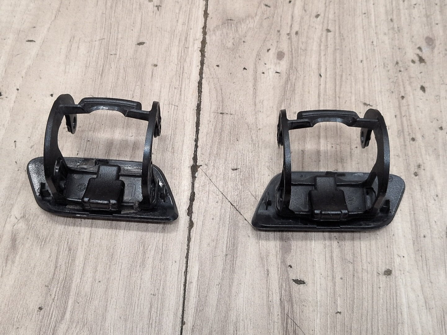 2012-2018 BMW M6 F06 Front Left Right Bumper Headlight Washer Nozzle Insert Covers SET 8055289