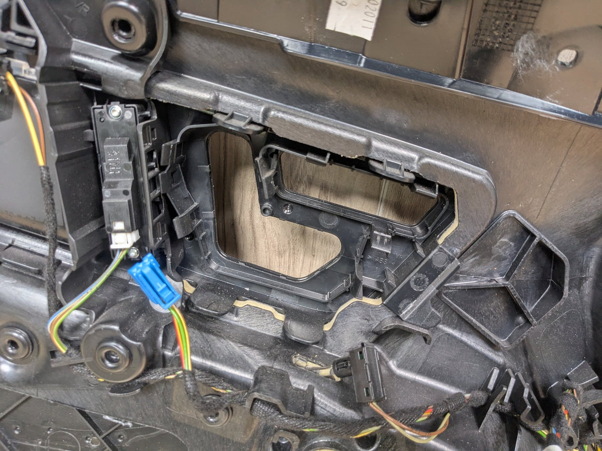 2009-2012 Mercedes-Benz E550 W212 Front Right Passenger Door Shell Panel Black 040