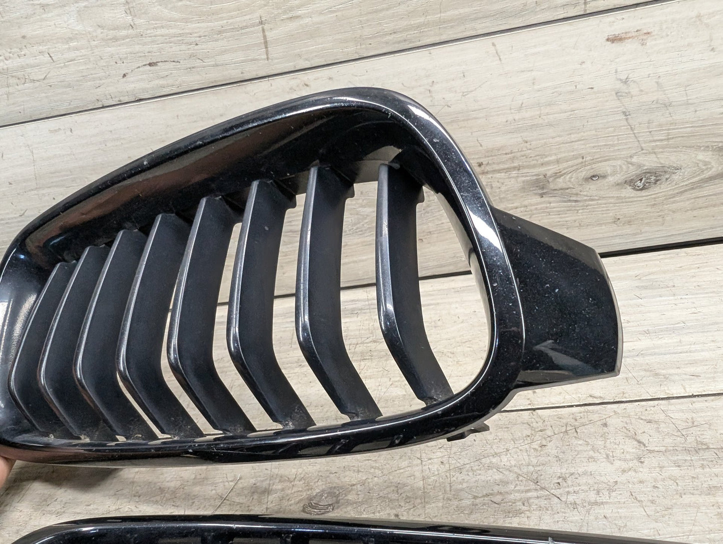 2012-2018 BMW 340i F30 Front Left Right Upper Bumper Cover Kidney Grilles SET 7405835
