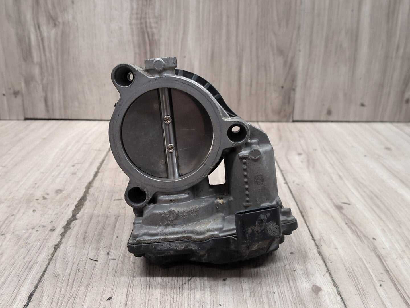 OEM BMW F39 F44 F48 F90 G05 G12 750 G30 M550 M8 Engine B46 N63 S63 Throttle Body