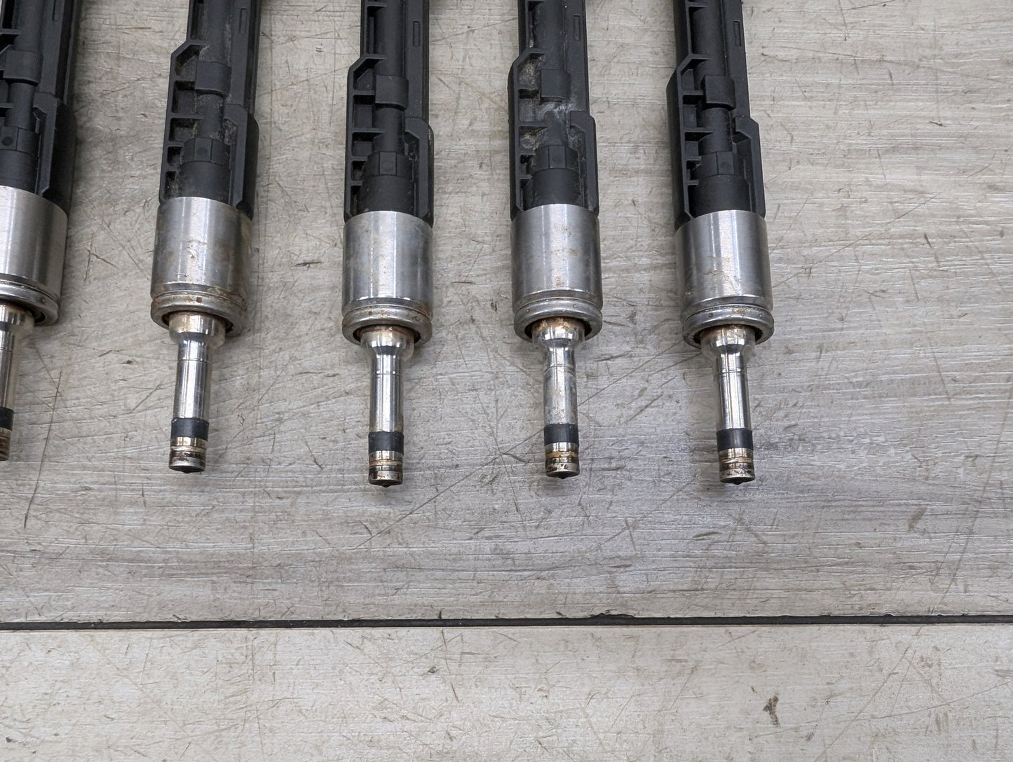 19-24 OEM BMW G12 G30 M550 750 Engine N63R High Pressure Fuel Injector Set