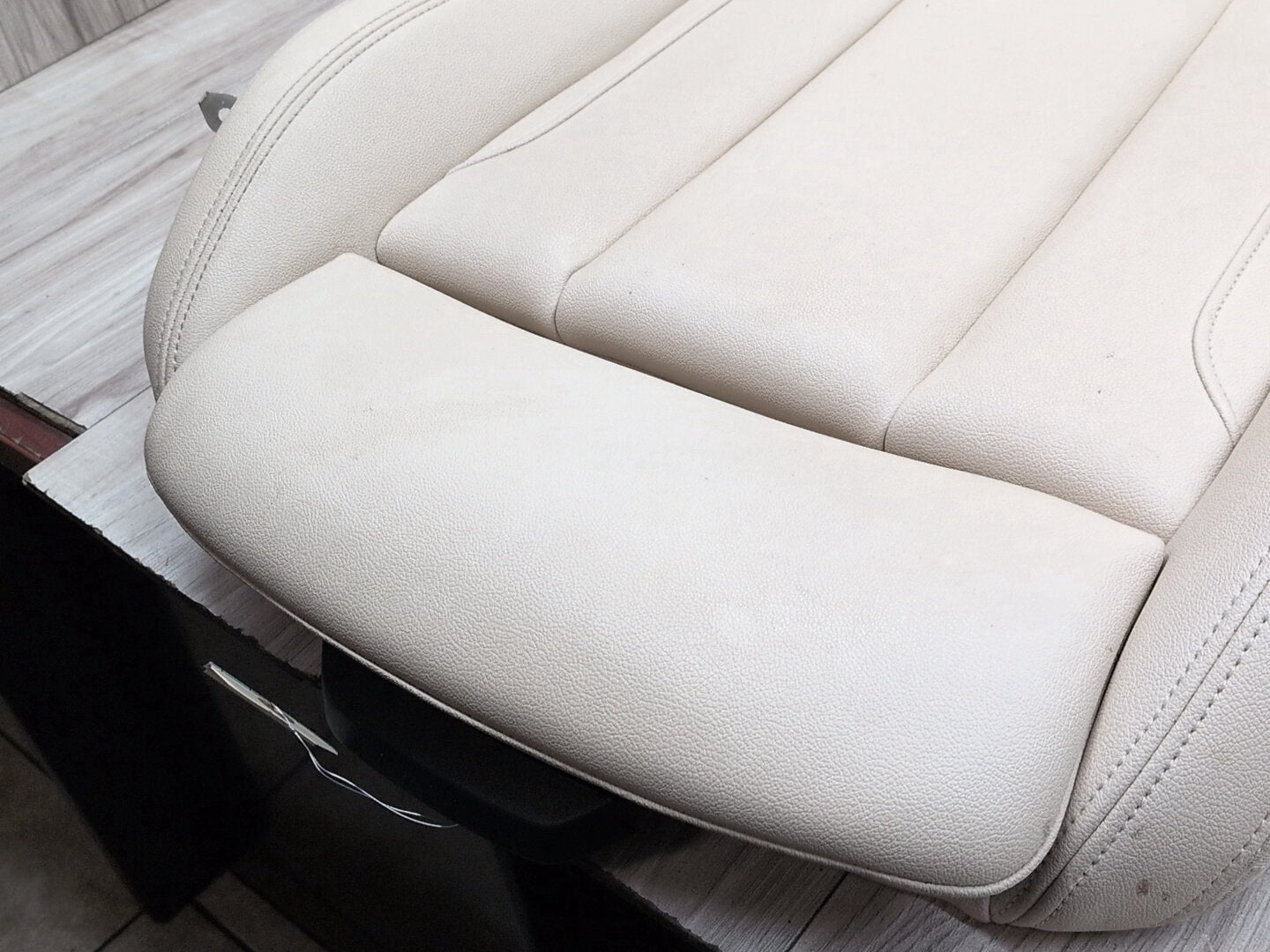 19-21 OEM BMW G20 Front Left or Right Side Seat Lower Cushion Beige