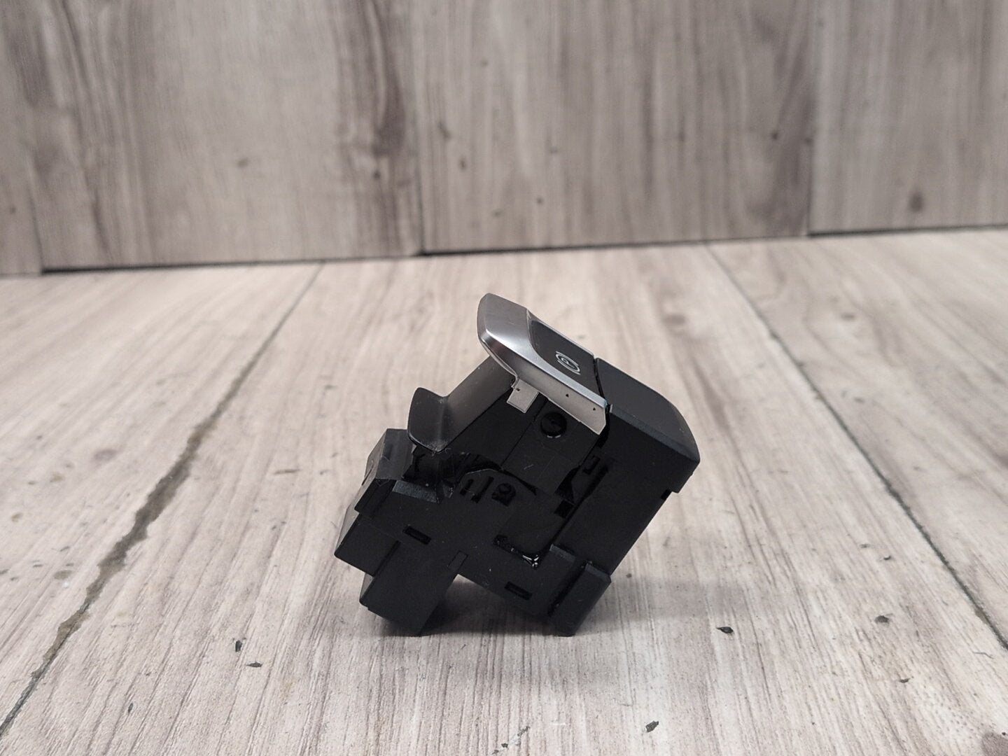 2015-2018 Audi Q3 8U Emergency Parking Brake Switch 8U0927225