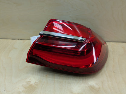16-19 OEM BMW G11 G12 740 750 M760 B7 Rear Right Passenger Outer LED Tail Light