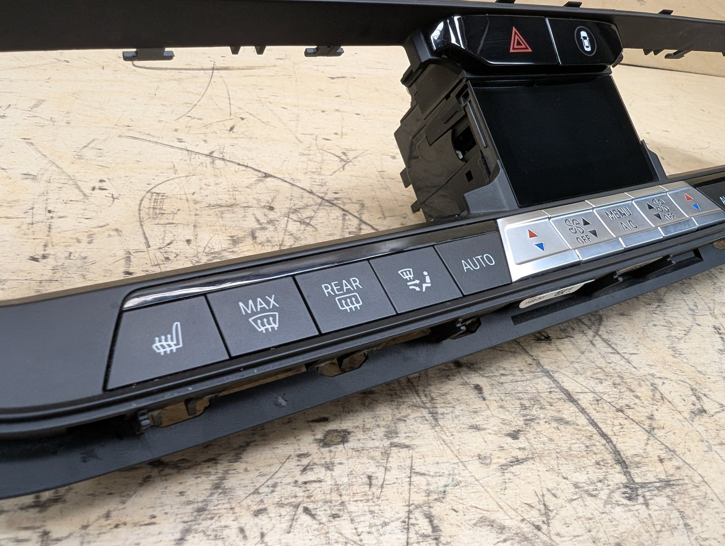 OEM BMW G05 G06 G07 X5 X6 X7 Dash AC Vent Heater Climate Control Switch Panel