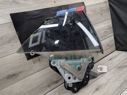 2008 - 2017 Audi S5 8T Right Passenger Quarter Panel Window Glass 8F0839398D