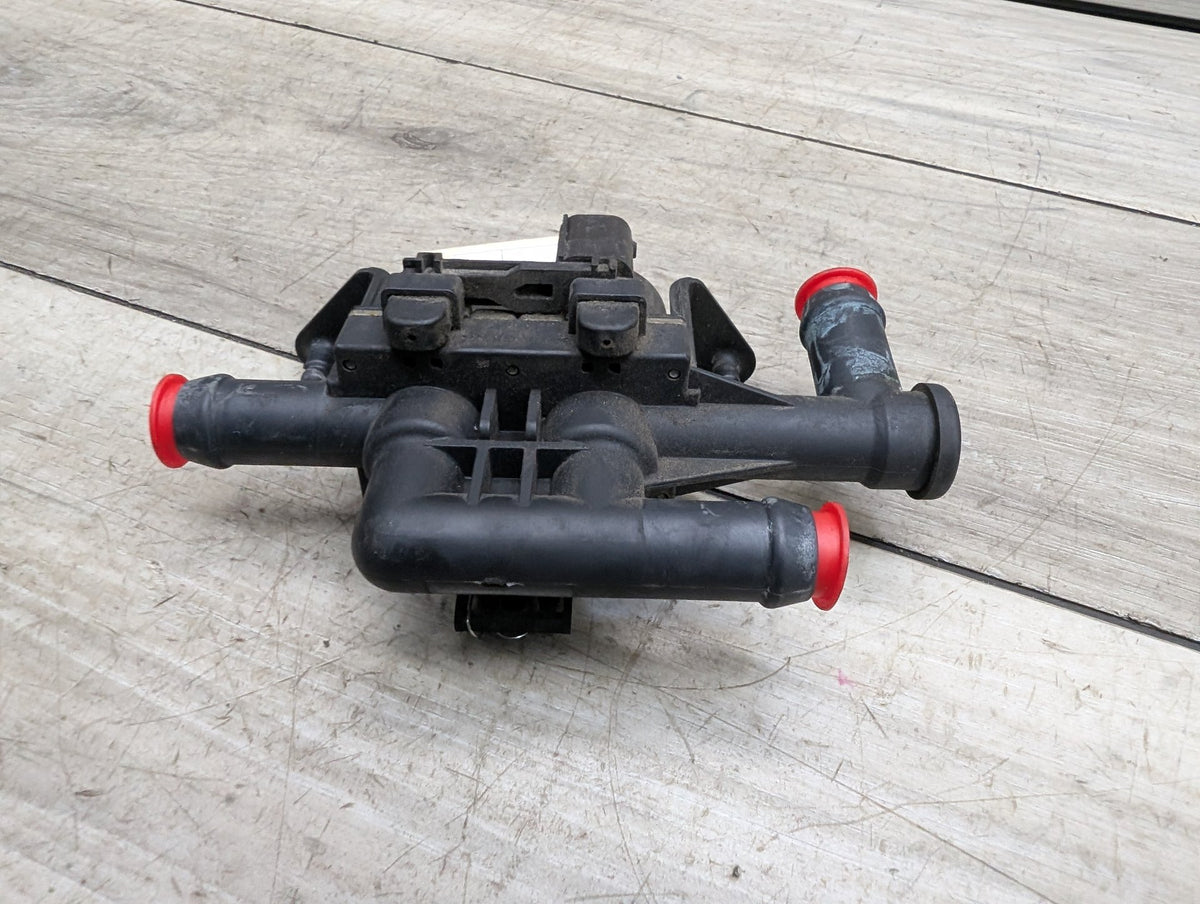 OEM BMW F01 F02 F06 F07 F10 F12 F13 M5 M6 Engine Water Heater Control Valve Pump