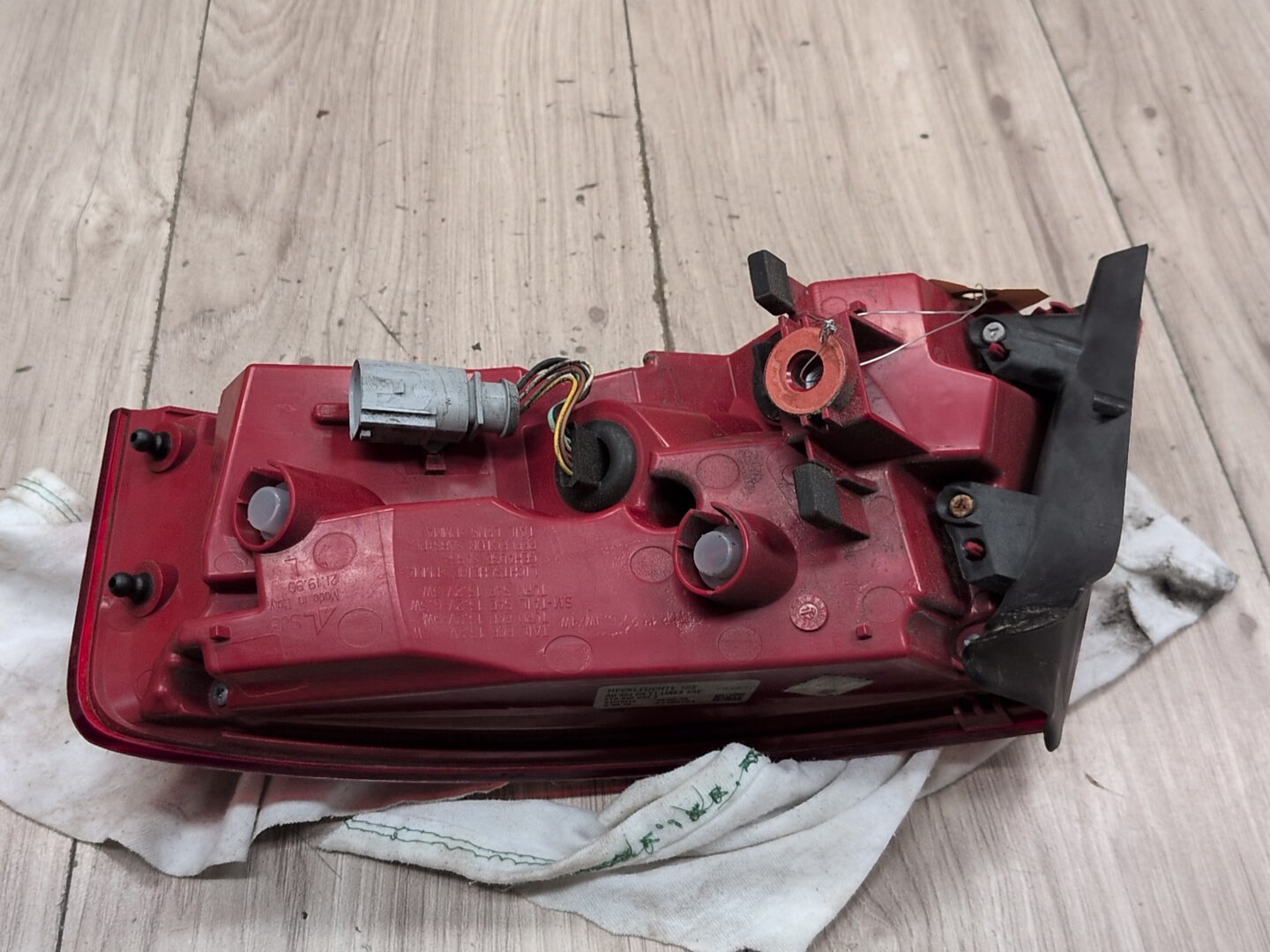 2008 - 2017 Audi S5 8T Rear Right Passenger Outer Tail Light 8T0945095J