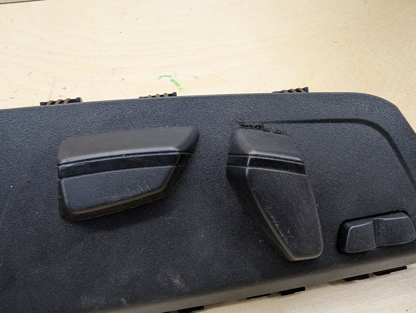 2012-2018 BMW 320i F30 Front Right Passenger Seat Control Switch 9276624