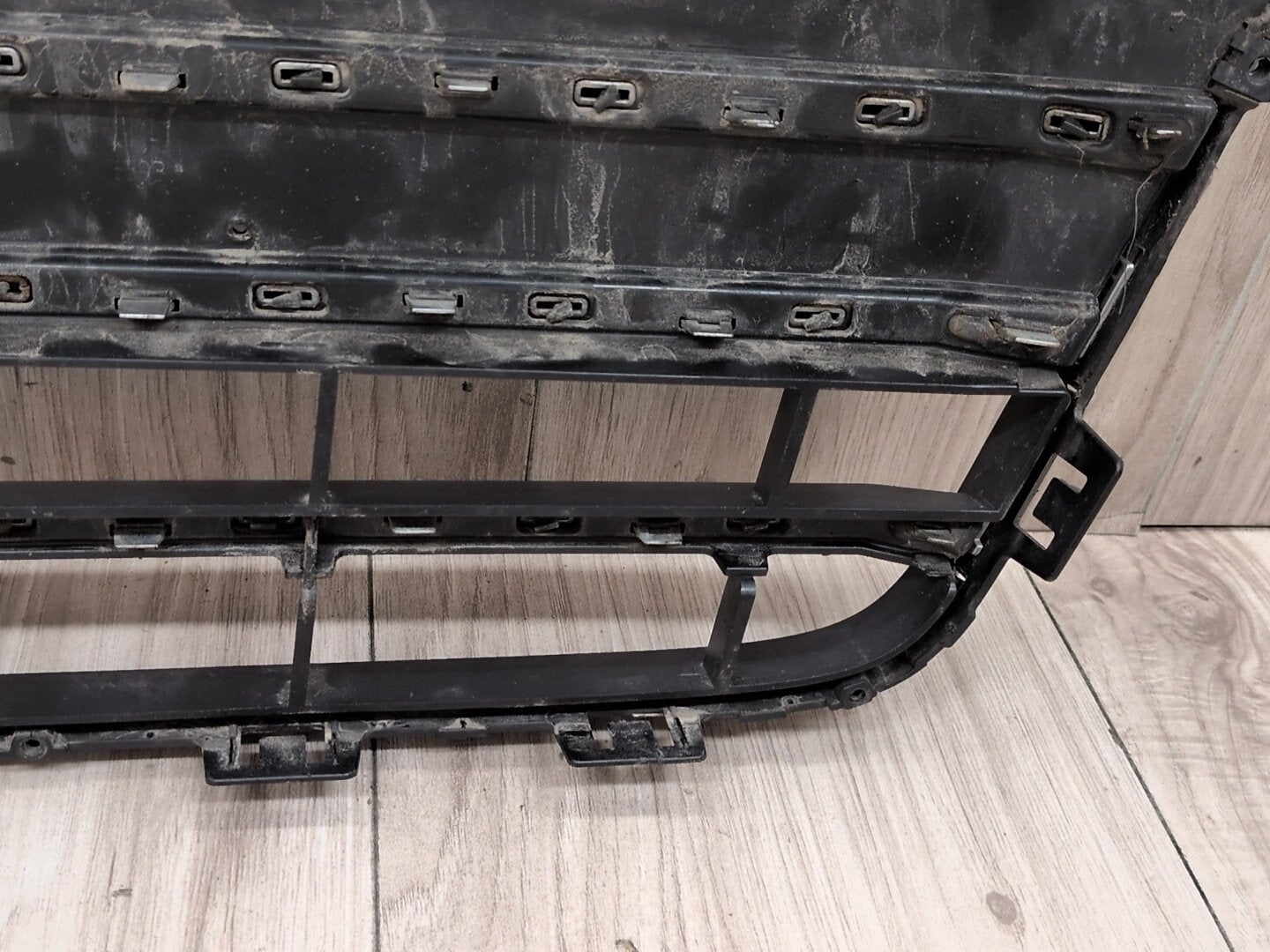 2013 - 2017 Audi S5 8T Front Middle Center Bumper Cover Grille 8T0853651P CTUB